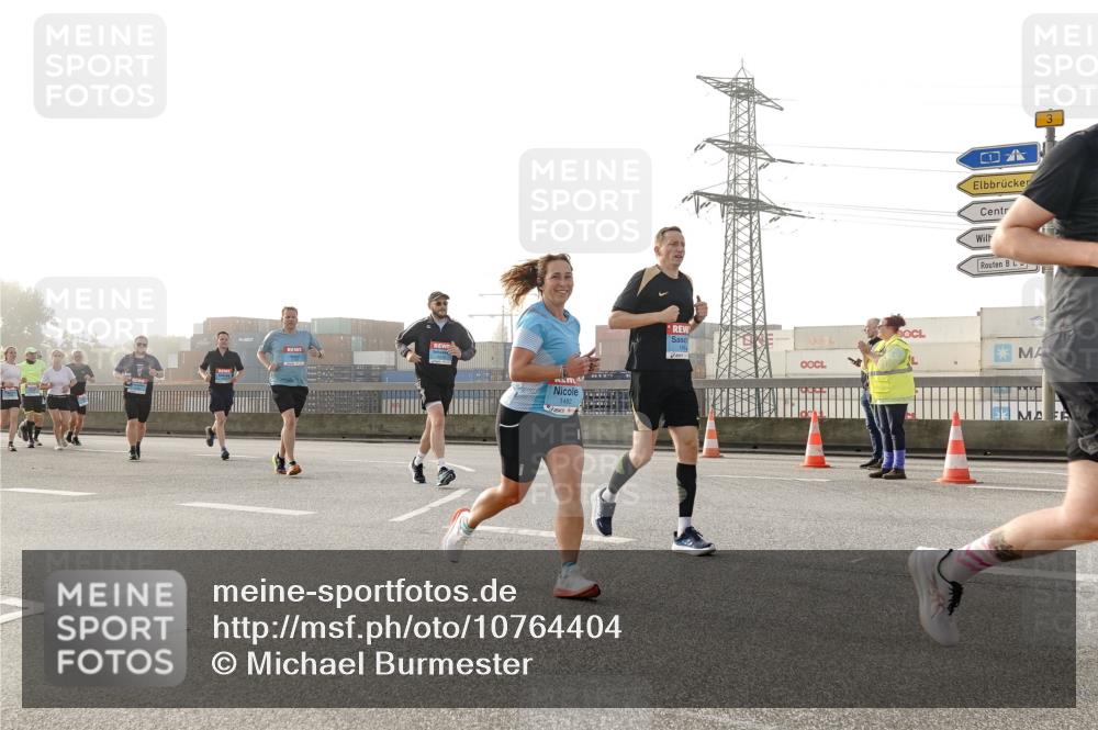 03.10.2026 - Köhlbrandbrückenlauf Michael Burmester http://msf.ph/oto/10764404 03.10.2026 09:17:23 Position 3 1482, 3 meine-sportfotos.de