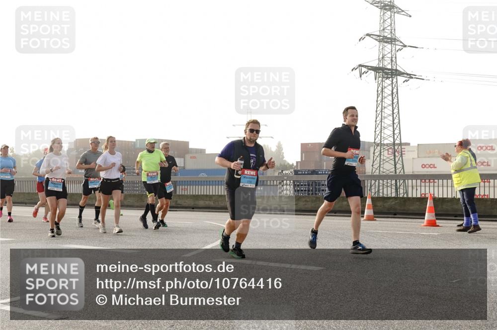 03.10.2026 - Köhlbrandbrückenlauf Michael Burmester http://msf.ph/oto/10764416 03.10.2026 09:17:27 Position 3 2735 meine-sportfotos.de