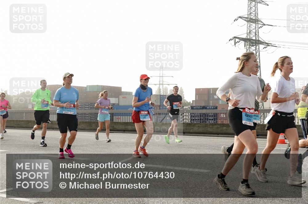 03.10.2026 - Köhlbrandbrückenlauf Michael Burmester http://msf.ph/oto/10764430 03.10.2026 09:17:29 Position 3 2473, 2644 meine-sportfotos.de
