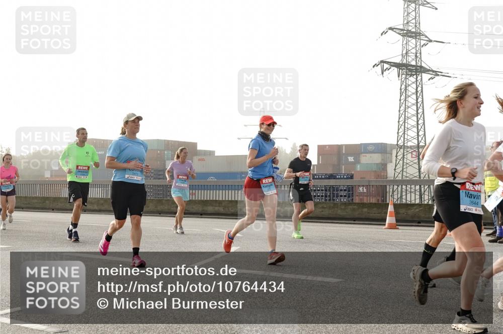 03.10.2026 - Köhlbrandbrückenlauf Michael Burmester http://msf.ph/oto/10764434 03.10.2026 09:17:29 Position 3 2644 meine-sportfotos.de