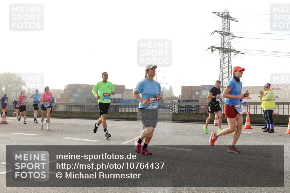 03.10.2026 - Köhlbrandbrückenlauf Michael Burmester http://msf.ph/oto/10764437 03.10.2026 09:17:30 Position 3  meine-sportfotos.de