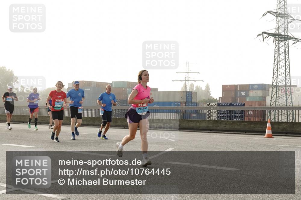 03.10.2026 - Köhlbrandbrückenlauf Michael Burmester http://msf.ph/oto/10764445 03.10.2026 09:17:32 Position 3 1398 meine-sportfotos.de
