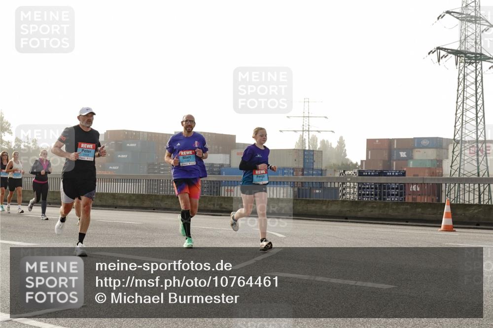 03.10.2026 - Köhlbrandbrückenlauf Michael Burmester http://msf.ph/oto/10764461 03.10.2026 09:17:36 Position 3 000 meine-sportfotos.de