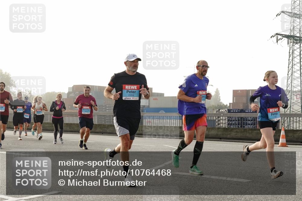 03.10.2026 - Köhlbrandbrückenlauf Michael Burmester http://msf.ph/oto/10764468 03.10.2026 09:17:37 Position 3 2559, 1184 meine-sportfotos.de