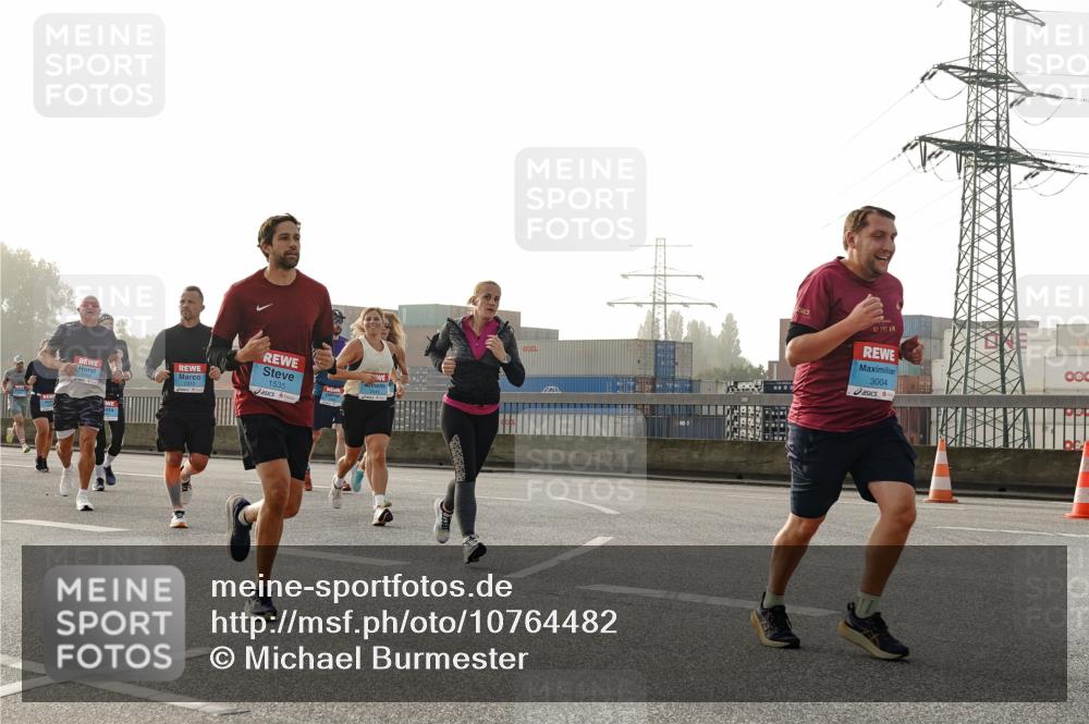 03.10.2026 - Köhlbrandbrückenlauf Michael Burmester http://msf.ph/oto/10764482 03.10.2026 09:17:39 Position 3 1535, 2445, 42, 195, 3004 meine-sportfotos.de