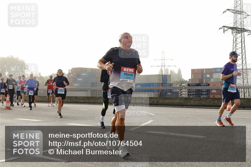 03.10.2026 - Köhlbrandbrückenlauf Michael Burmester http://msf.ph/oto/10764504 03.10.2026 09:17:42 Position 3 2502 meine-sportfotos.de