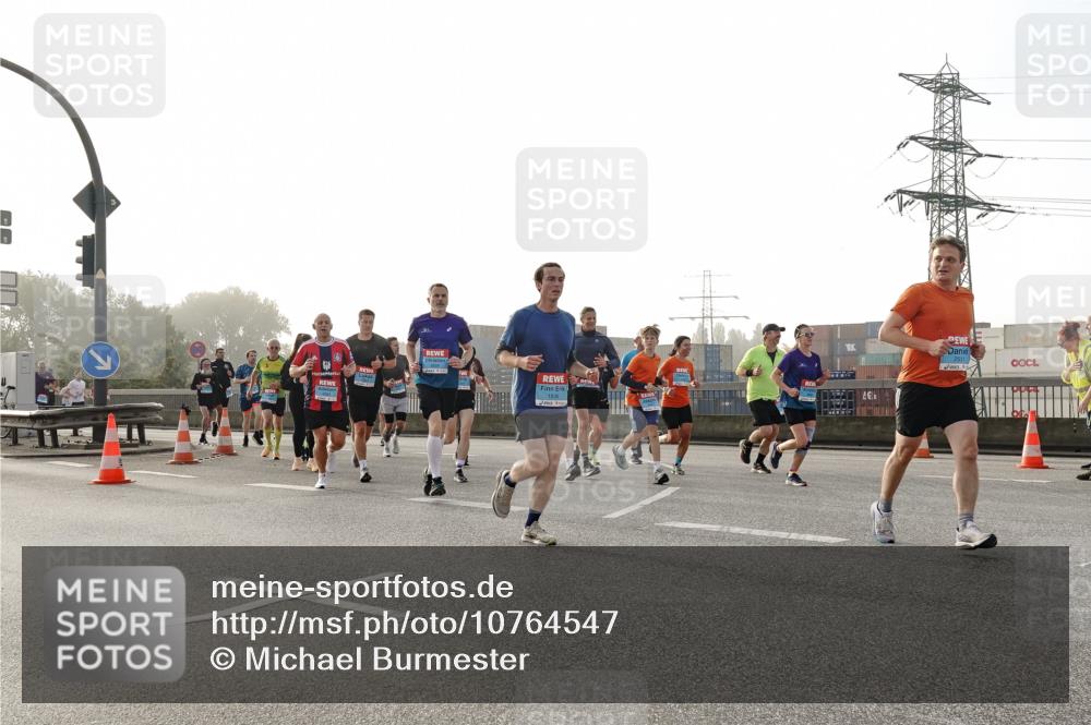 03.10.2026 - Köhlbrandbrückenlauf Michael Burmester http://msf.ph/oto/10764547 03.10.2026 09:17:50 Position 3 2511 meine-sportfotos.de