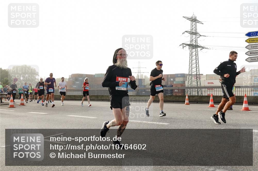 03.10.2026 - Köhlbrandbrückenlauf Michael Burmester http://msf.ph/oto/10764602 03.10.2026 09:17:56 Position 3 729 meine-sportfotos.de