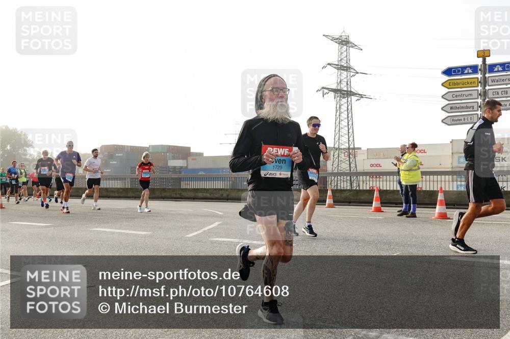 03.10.2026 - Köhlbrandbrückenlauf Michael Burmester http://msf.ph/oto/10764608 03.10.2026 09:17:57 Position 3 1729 meine-sportfotos.de