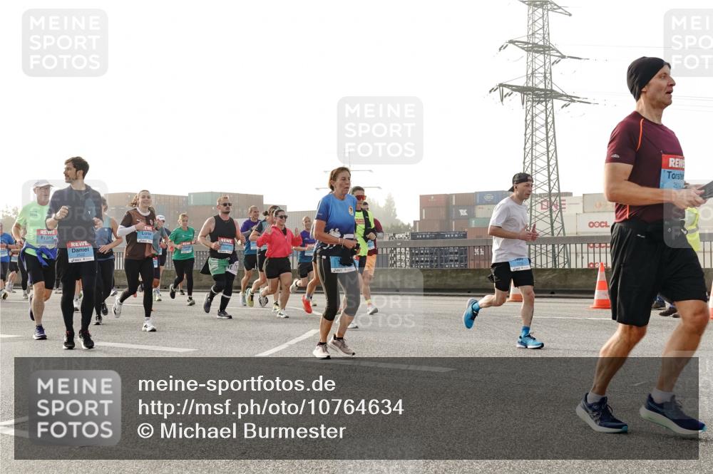 03.10.2026 - Köhlbrandbrückenlauf Michael Burmester http://msf.ph/oto/10764634 03.10.2026 09:18:02 Position 3 2614 meine-sportfotos.de
