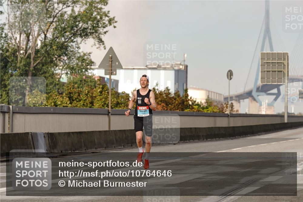 03.10.2026 - Köhlbrandbrückenlauf Michael Burmester http://msf.ph/oto/10764646 03.10.2026 09:34:48 Position 3 1508 meine-sportfotos.de