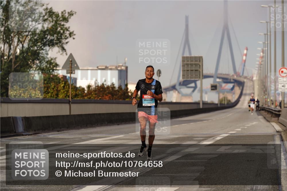 03.10.2026 - Köhlbrandbrückenlauf Michael Burmester http://msf.ph/oto/10764658 03.10.2026 09:35:06 Position 3 1263 meine-sportfotos.de