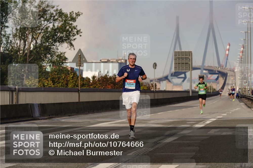 03.10.2026 - Köhlbrandbrückenlauf Michael Burmester http://msf.ph/oto/10764666 03.10.2026 09:35:34 Position 3 2131 meine-sportfotos.de