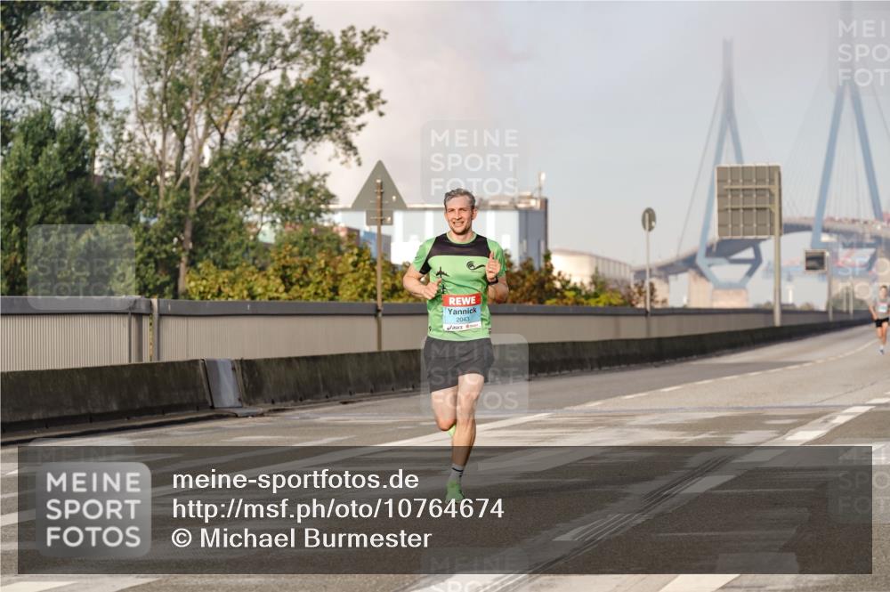 03.10.2026 - Köhlbrandbrückenlauf Michael Burmester http://msf.ph/oto/10764674 03.10.2026 09:35:43 Position 3 2043 meine-sportfotos.de