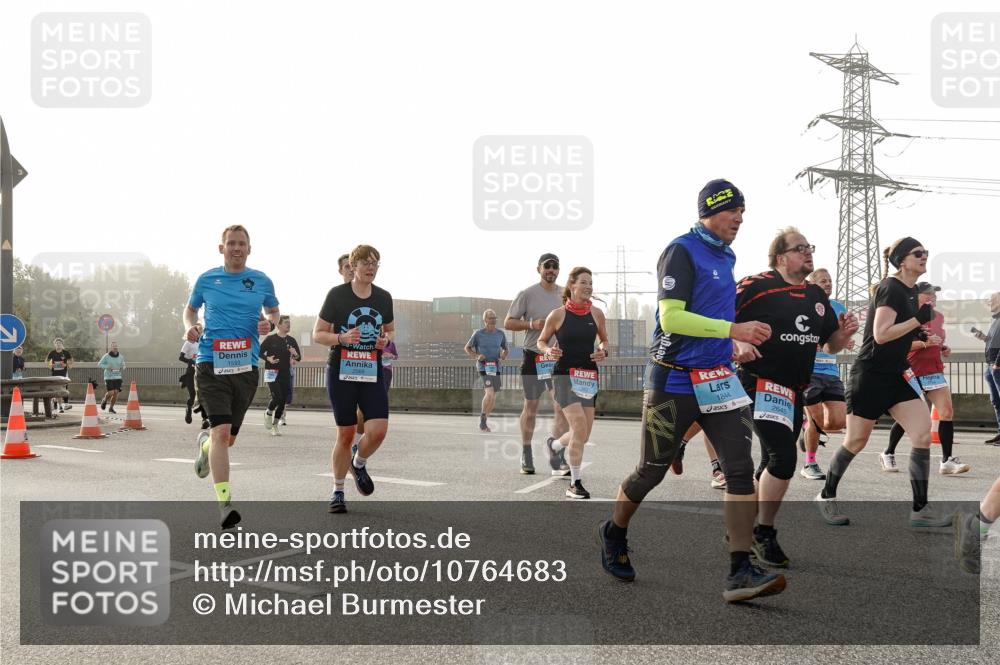 03.10.2026 - Köhlbrandbrückenlauf Michael Burmester http://msf.ph/oto/10764683 03.10.2026 09:18:09 Position 3 1844, 2645 meine-sportfotos.de