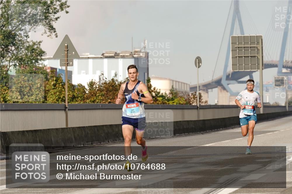 03.10.2026 - Köhlbrandbrückenlauf Michael Burmester http://msf.ph/oto/10764688 03.10.2026 09:36:19 Position 3 3735 meine-sportfotos.de