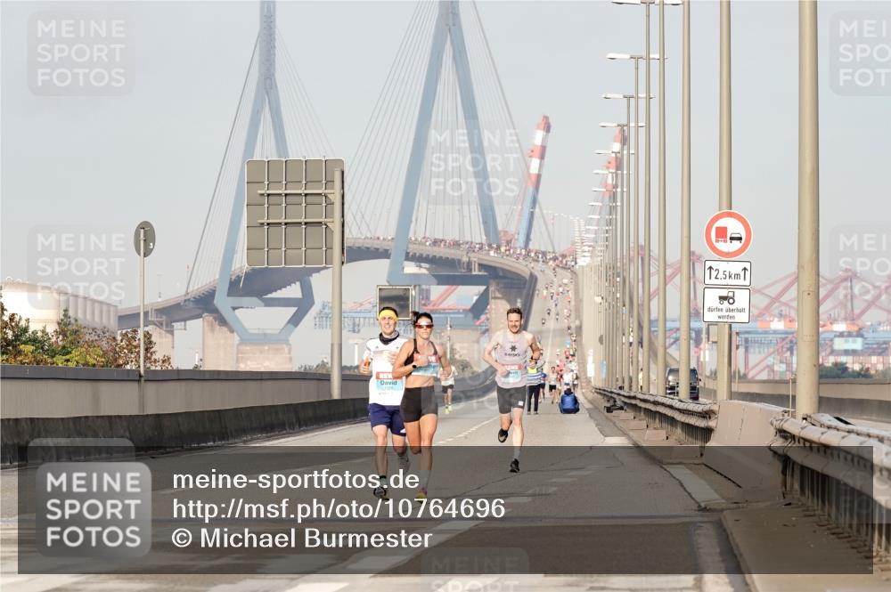 03.10.2026 - Köhlbrandbrückenlauf Michael Burmester http://msf.ph/oto/10764696 03.10.2026 09:37:12 Position 3 12, 5 meine-sportfotos.de