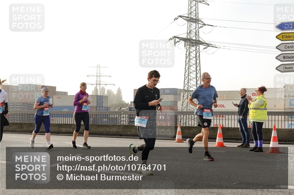 03.10.2026 - Köhlbrandbrückenlauf Michael Burmester http://msf.ph/oto/10764701 03.10.2026 09:18:12 Position 3 2930 meine-sportfotos.de
