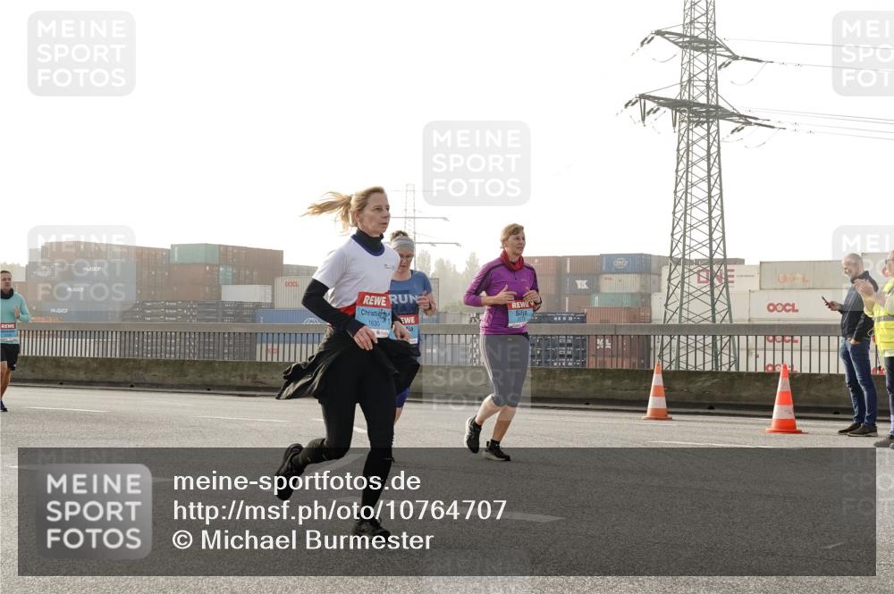 03.10.2026 - Köhlbrandbrückenlauf Michael Burmester http://msf.ph/oto/10764707 03.10.2026 09:18:13 Position 3 1630 meine-sportfotos.de
