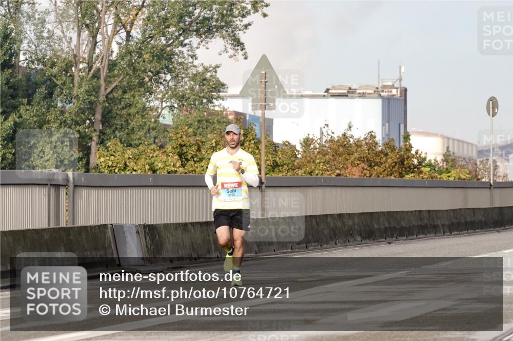 03.10.2026 - Köhlbrandbrückenlauf Michael Burmester http://msf.ph/oto/10764721 03.10.2026 09:37:59 Position 3 2120 meine-sportfotos.de