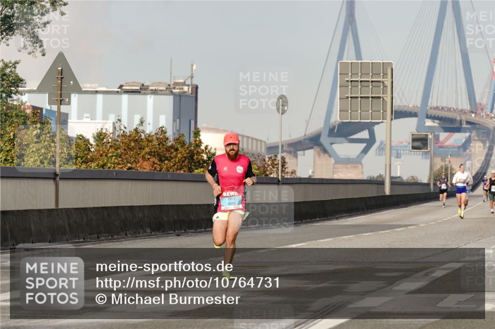 03.10.2026 - Köhlbrandbrückenlauf Michael Burmester http://msf.ph/oto/10764731 03.10.2026 09:38:27 Position 3 3823 meine-sportfotos.de
