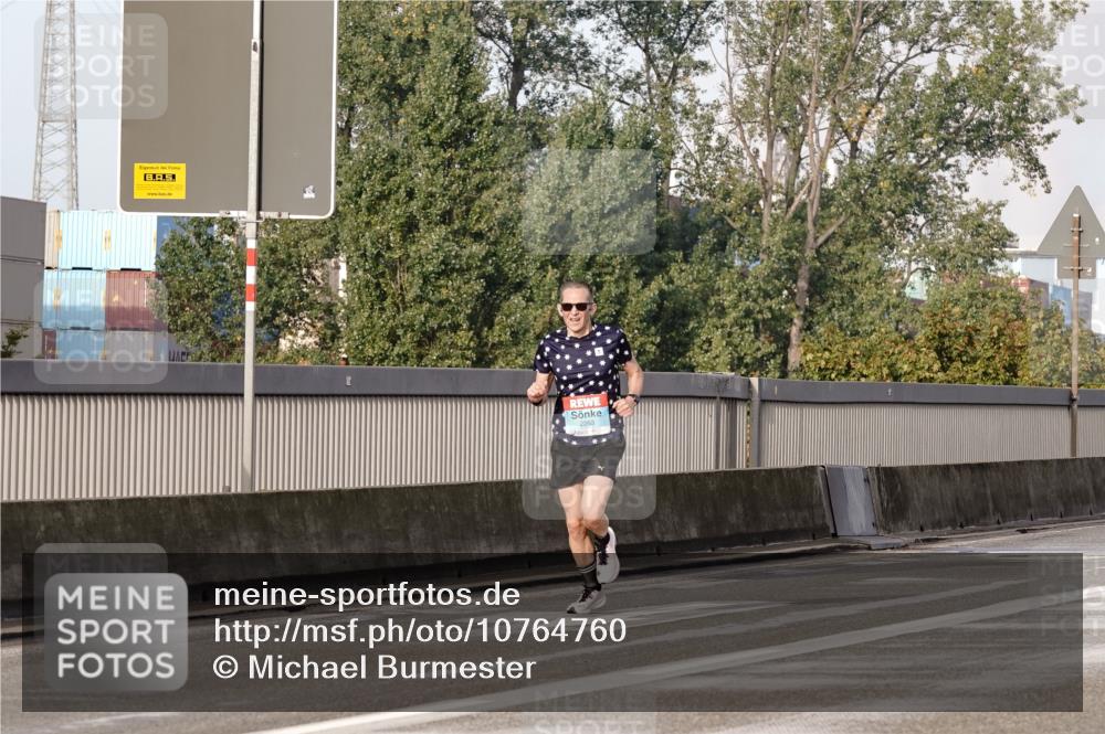 03.10.2026 - Köhlbrandbrückenlauf Michael Burmester http://msf.ph/oto/10764760 03.10.2026 09:39:09 Position 3 2263 meine-sportfotos.de