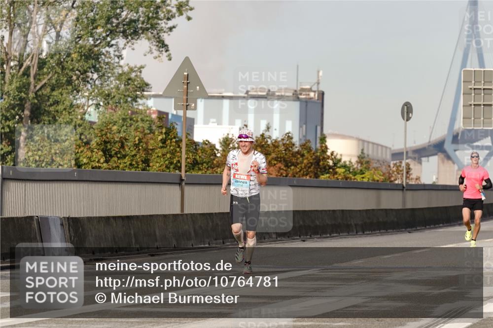 03.10.2026 - Köhlbrandbrückenlauf Michael Burmester http://msf.ph/oto/10764781 03.10.2026 09:39:30 Position 3  meine-sportfotos.de