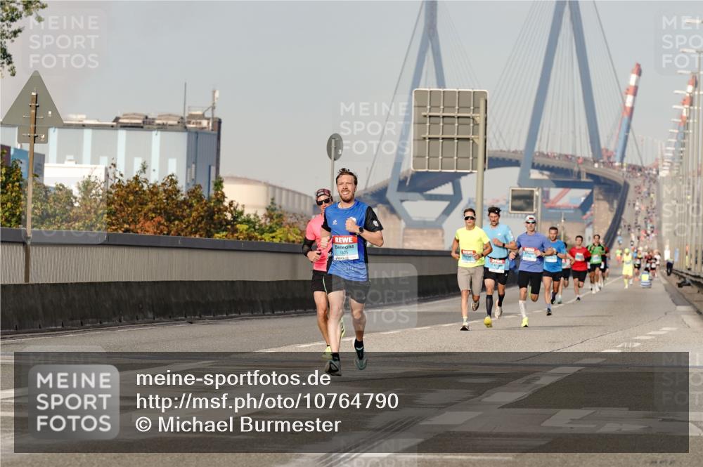 03.10.2026 - Köhlbrandbrückenlauf Michael Burmester http://msf.ph/oto/10764790 03.10.2026 09:39:34 Position 3  meine-sportfotos.de