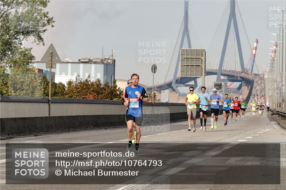 03.10.2026 - Köhlbrandbrückenlauf Michael Burmester http://msf.ph/oto/10764793 03.10.2026 09:39:36 Position 3  meine-sportfotos.de