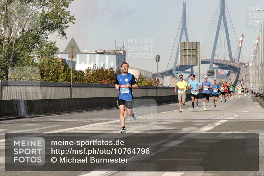 03.10.2026 - Köhlbrandbrückenlauf Michael Burmester http://msf.ph/oto/10764796 03.10.2026 09:39:37 Position 3 1825 meine-sportfotos.de