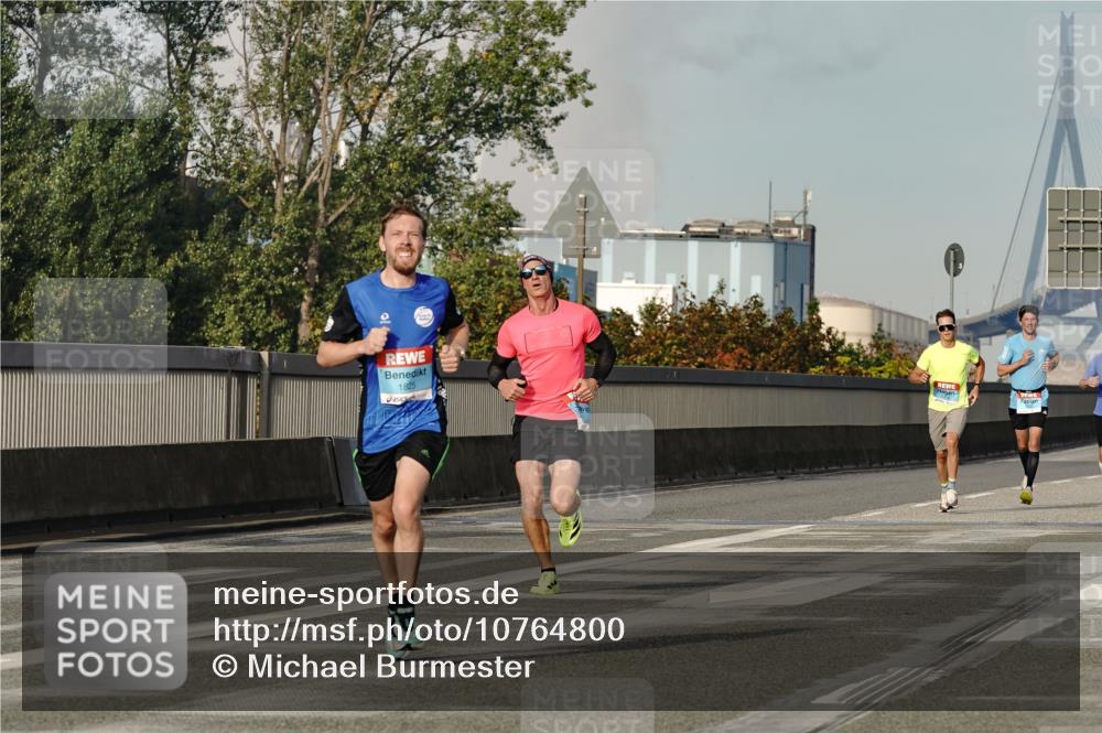 03.10.2026 - Köhlbrandbrückenlauf Michael Burmester http://msf.ph/oto/10764800 03.10.2026 09:39:40 Position 3 1825 meine-sportfotos.de