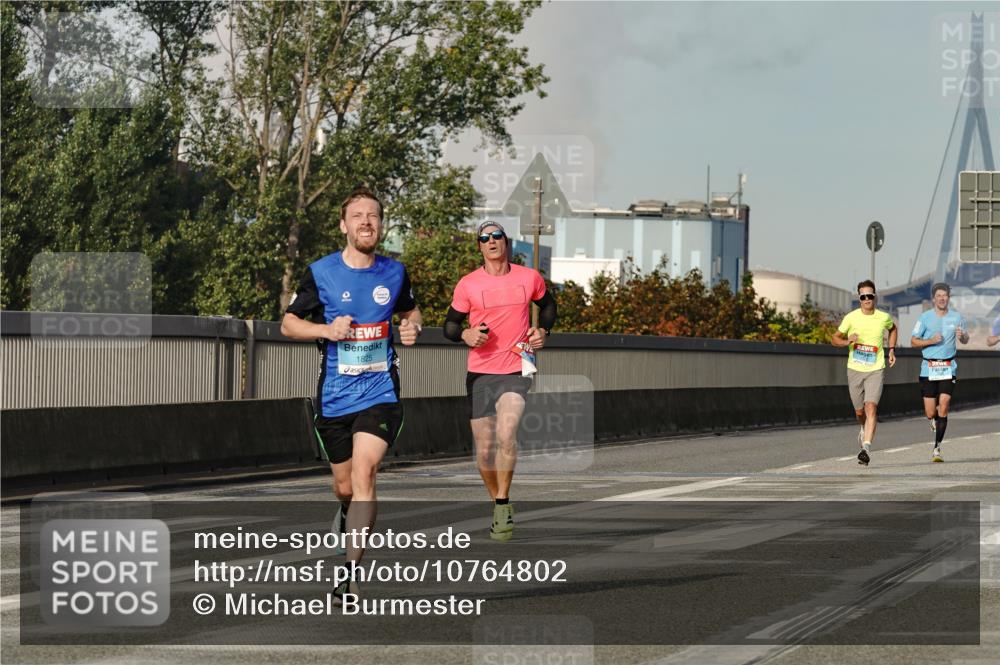 03.10.2026 - Köhlbrandbrückenlauf Michael Burmester http://msf.ph/oto/10764802 03.10.2026 09:39:40 Position 3 1825 meine-sportfotos.de