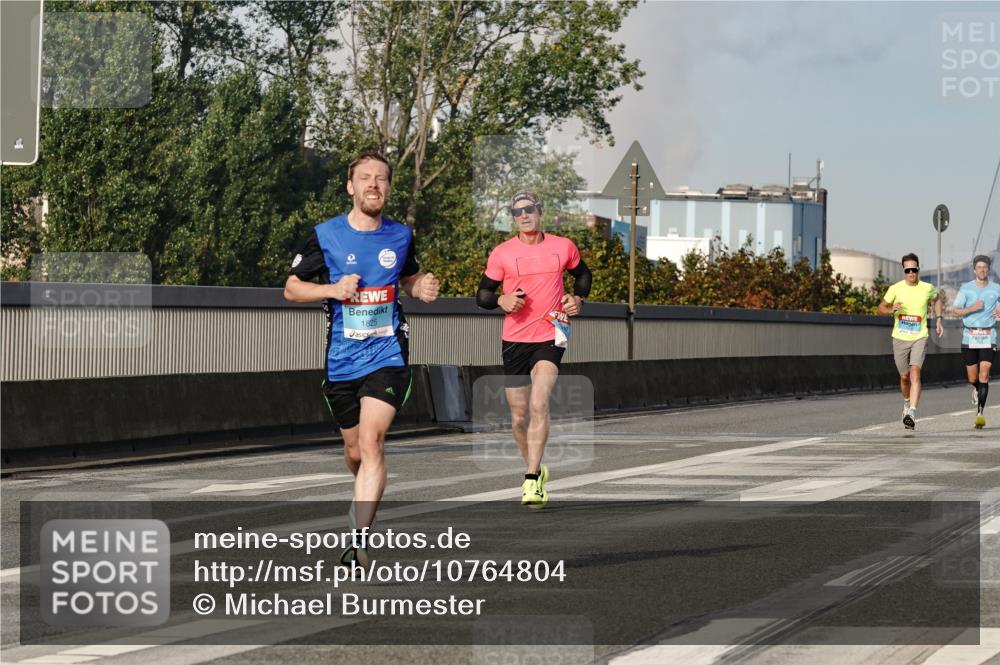 03.10.2026 - Köhlbrandbrückenlauf Michael Burmester http://msf.ph/oto/10764804 03.10.2026 09:39:40 Position 3 1825 meine-sportfotos.de