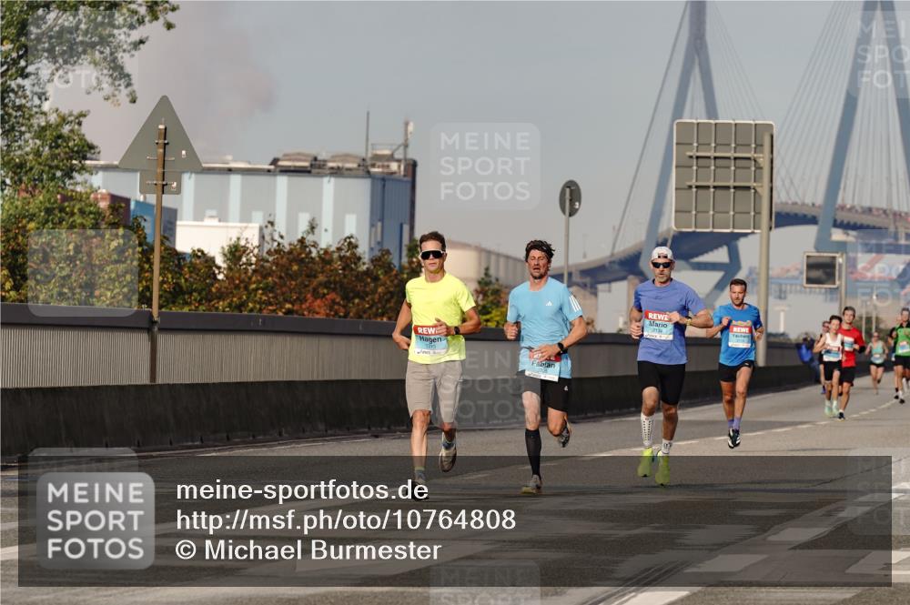 03.10.2026 - Köhlbrandbrückenlauf Michael Burmester http://msf.ph/oto/10764808 03.10.2026 09:39:42 Position 3  meine-sportfotos.de