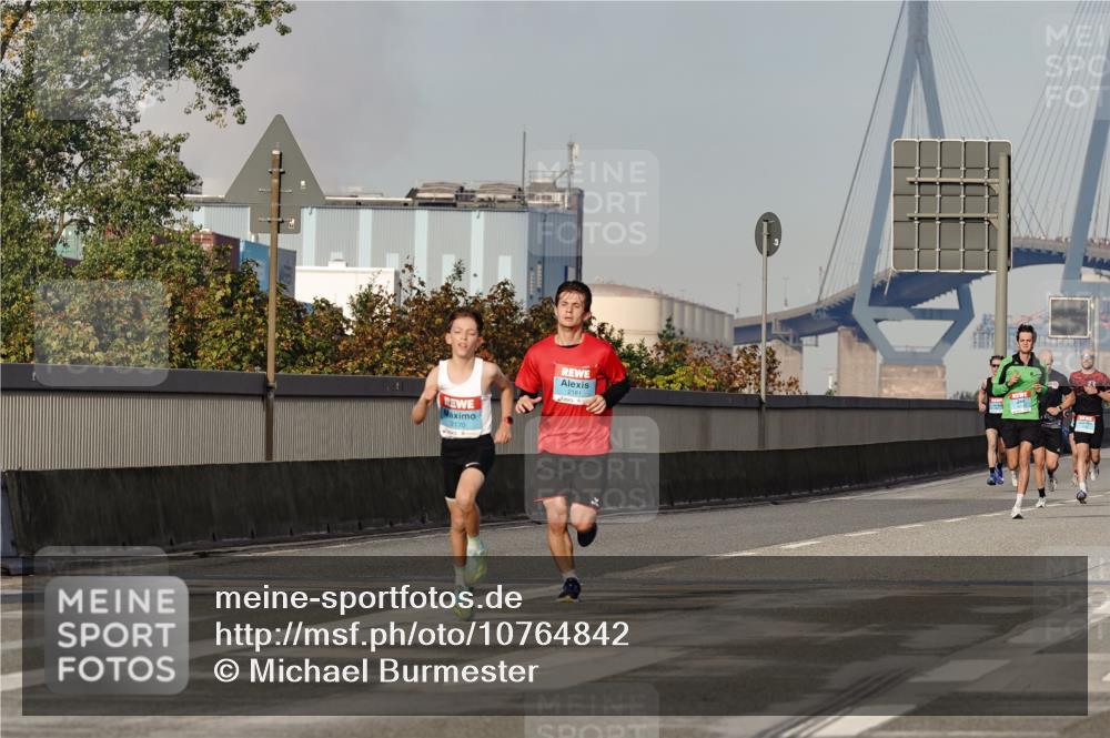 03.10.2026 - Köhlbrandbrückenlauf Michael Burmester http://msf.ph/oto/10764842 03.10.2026 09:39:57 Position 3 2170, 2181 meine-sportfotos.de