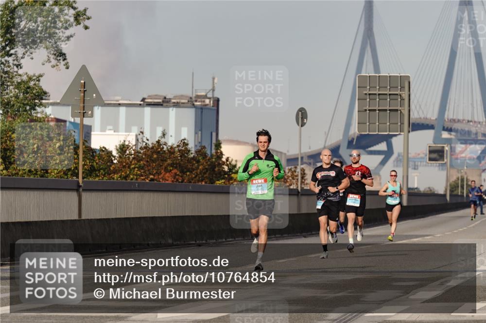 03.10.2026 - Köhlbrandbrückenlauf Michael Burmester http://msf.ph/oto/10764854 03.10.2026 09:40:06 Position 3  meine-sportfotos.de