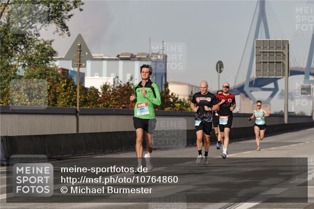 03.10.2026 - Köhlbrandbrückenlauf Michael Burmester http://msf.ph/oto/10764860 03.10.2026 09:40:09 Position 3 1335 meine-sportfotos.de