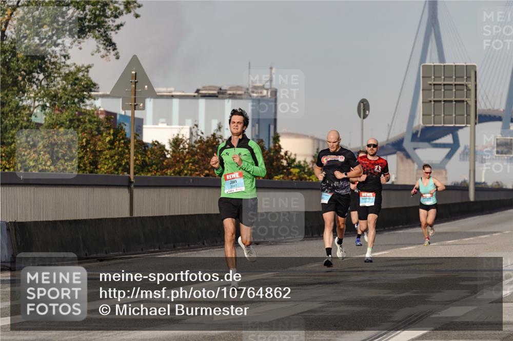 03.10.2026 - Köhlbrandbrückenlauf Michael Burmester http://msf.ph/oto/10764862 03.10.2026 09:40:09 Position 3  meine-sportfotos.de