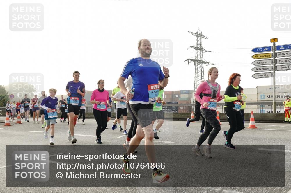 03.10.2026 - Köhlbrandbrückenlauf Michael Burmester http://msf.ph/oto/10764866 03.10.2026 09:18:36 Position 3 1897, 10, 3 meine-sportfotos.de