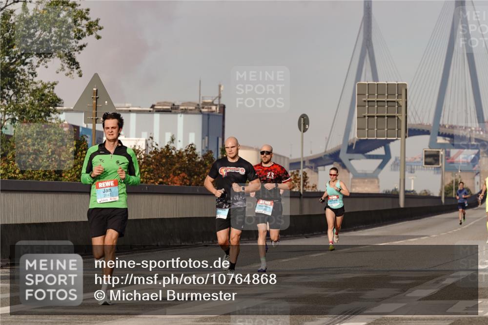 03.10.2026 - Köhlbrandbrückenlauf Michael Burmester http://msf.ph/oto/10764868 03.10.2026 09:40:11 Position 3 2047 meine-sportfotos.de
