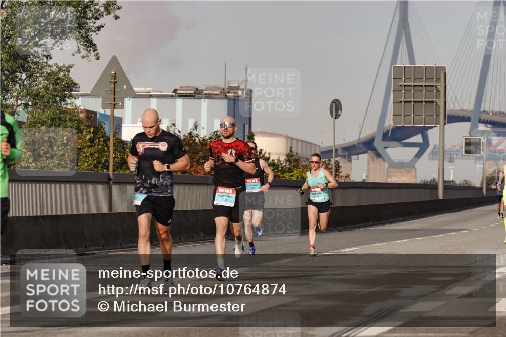 03.10.2026 - Köhlbrandbrückenlauf Michael Burmester http://msf.ph/oto/10764874 03.10.2026 09:40:13 Position 3 1335 meine-sportfotos.de