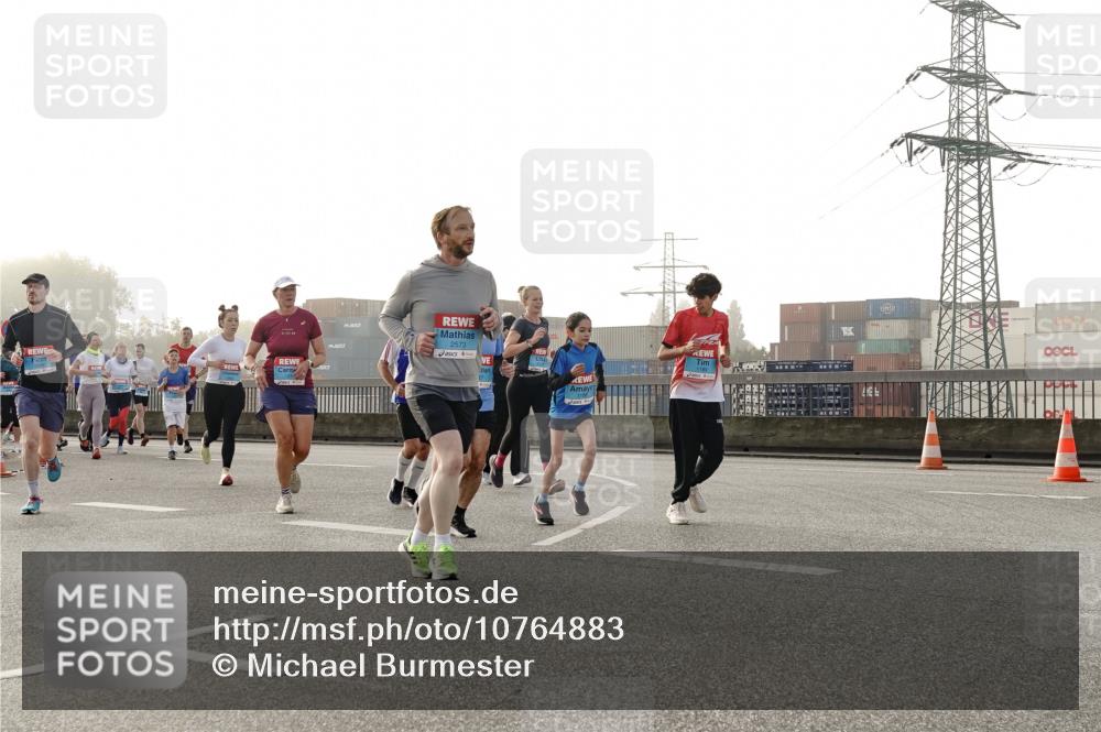 03.10.2026 - Köhlbrandbrückenlauf Michael Burmester http://msf.ph/oto/10764883 03.10.2026 09:18:39 Position 3 2573 meine-sportfotos.de