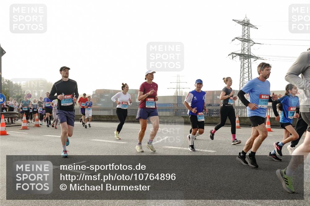 03.10.2026 - Köhlbrandbrückenlauf Michael Burmester http://msf.ph/oto/10764896 03.10.2026 09:18:41 Position 3 1187 meine-sportfotos.de
