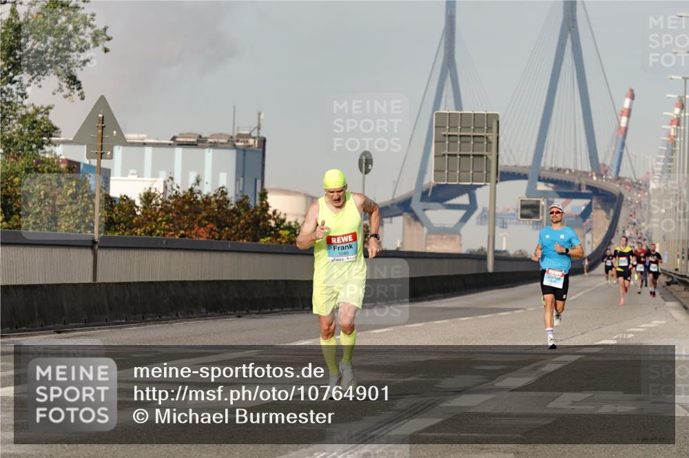 03.10.2026 - Köhlbrandbrückenlauf Michael Burmester http://msf.ph/oto/10764901 03.10.2026 09:40:22 Position 3 1265, 12, 00 meine-sportfotos.de