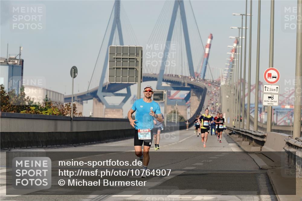 03.10.2026 - Köhlbrandbrückenlauf Michael Burmester http://msf.ph/oto/10764907 03.10.2026 09:40:25 Position 3 1260, 12, 5 meine-sportfotos.de