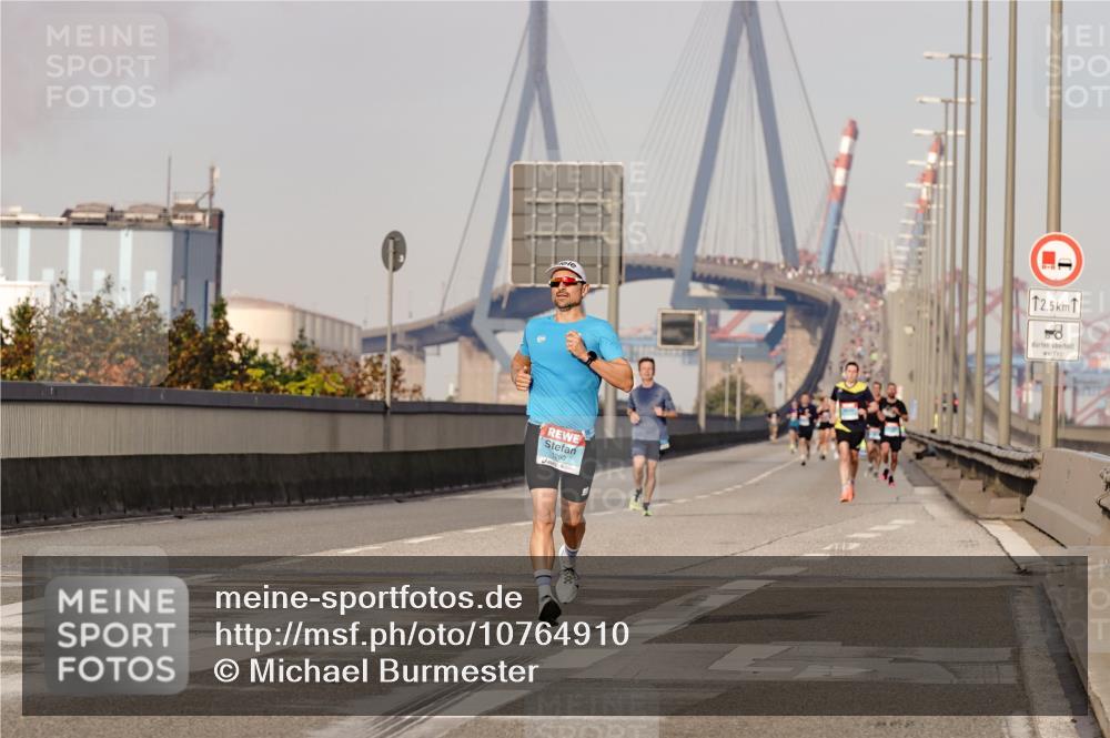 03.10.2026 - Köhlbrandbrückenlauf Michael Burmester http://msf.ph/oto/10764910 03.10.2026 09:40:27 Position 3 1260, 12, 5 meine-sportfotos.de