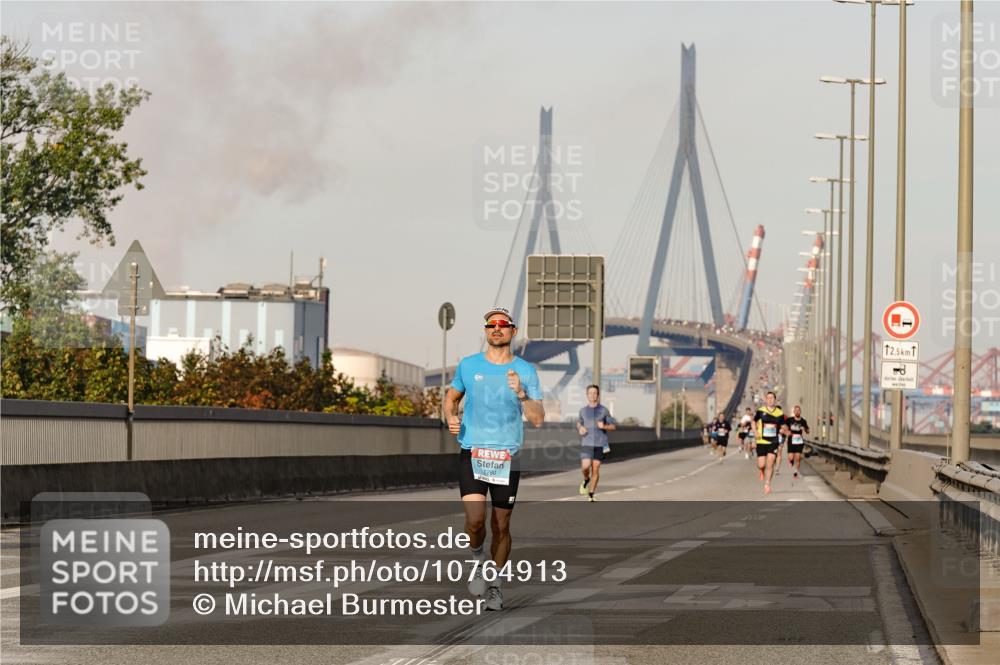 03.10.2026 - Köhlbrandbrückenlauf Michael Burmester http://msf.ph/oto/10764913 03.10.2026 09:40:29 Position 3 1260, 12, 5 meine-sportfotos.de
