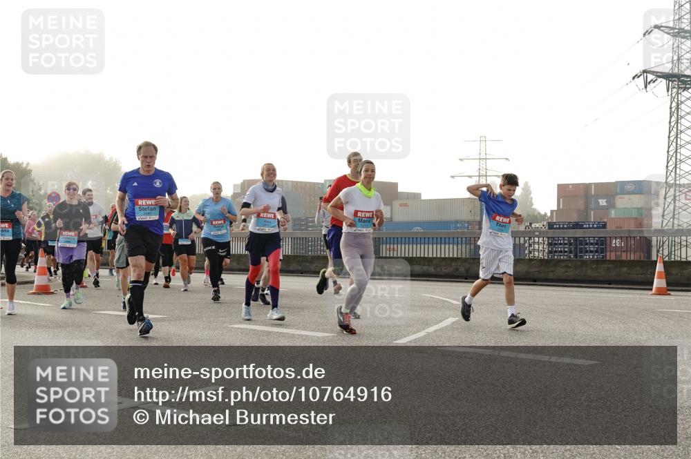 03.10.2026 - Köhlbrandbrückenlauf Michael Burmester http://msf.ph/oto/10764916 03.10.2026 09:18:44 Position 3 1271 meine-sportfotos.de