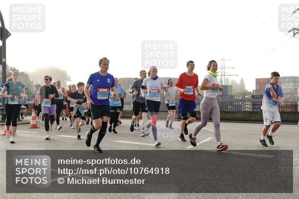 03.10.2026 - Köhlbrandbrückenlauf Michael Burmester http://msf.ph/oto/10764918 03.10.2026 09:18:44 Position 3 3716 meine-sportfotos.de