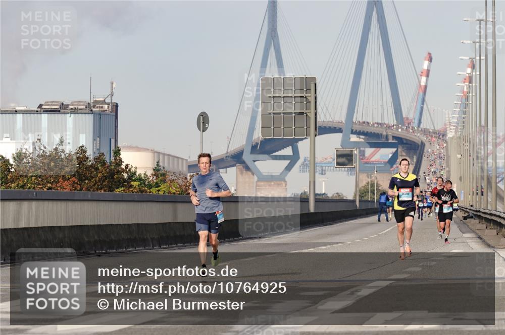 03.10.2026 - Köhlbrandbrückenlauf Michael Burmester http://msf.ph/oto/10764925 03.10.2026 09:40:35 Position 3  meine-sportfotos.de